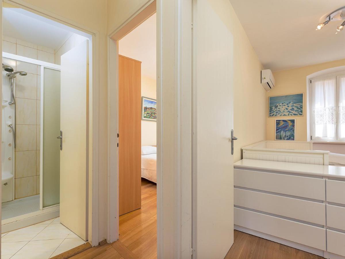 Ferri Fi 2Bdr Apartment By Irundo Rovinj Buitenkant foto